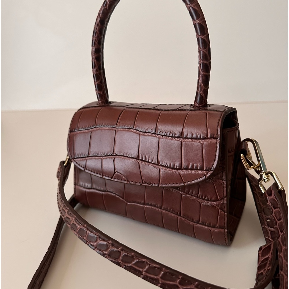 CROC EMBOSSED LEATHER 100% COWHIDE LEATHER, LINING: 100% GOAT SUEDE, NWOT